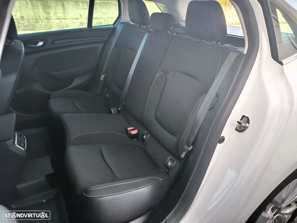 Renault Mégane Sport Tourer 1.5 Blue dCi Limited - 22