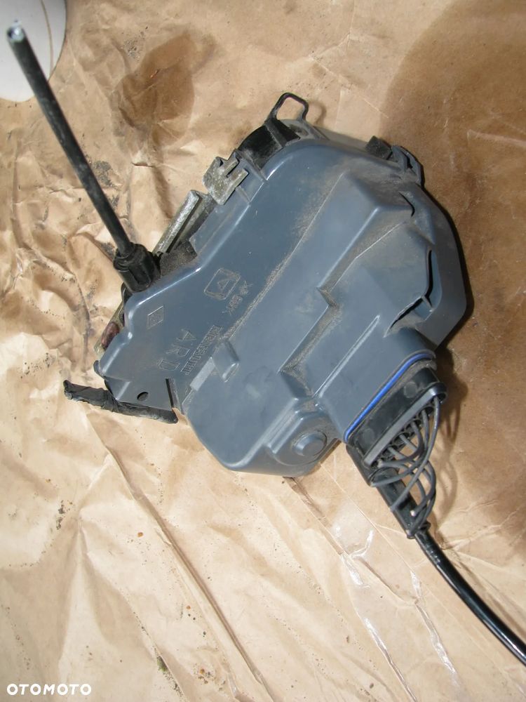 ZESTAW ZAMEK DRZWI ORAZ KLAMKA PRAWY TYŁ SPRAWNE RENAULT MEGANE II 212467 - 5