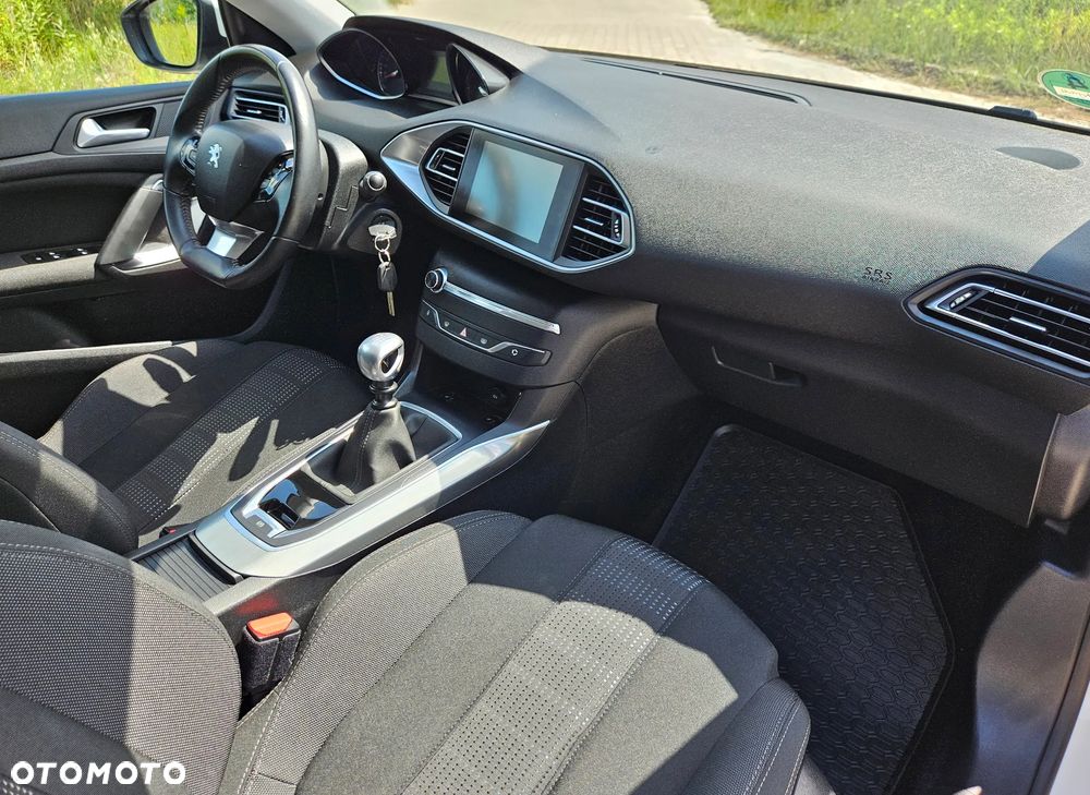 Peugeot 308 BlueHDi FAP 120 Stop & Start Allure - 7