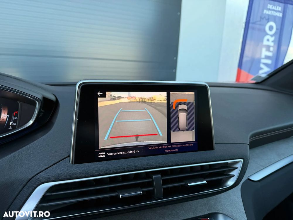 Peugeot 5008 2.0 BlueHDI s&s EAT8 GT - 24