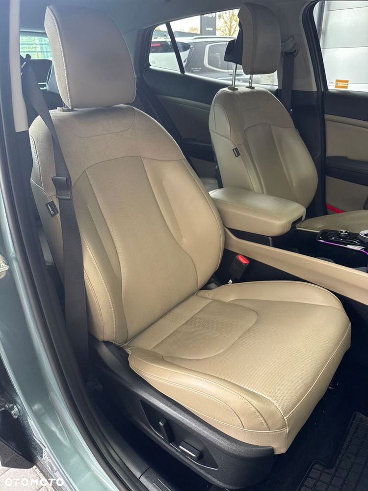 Kia Sportage 1.6 T-GDI HEV Business Line 2WD - 28