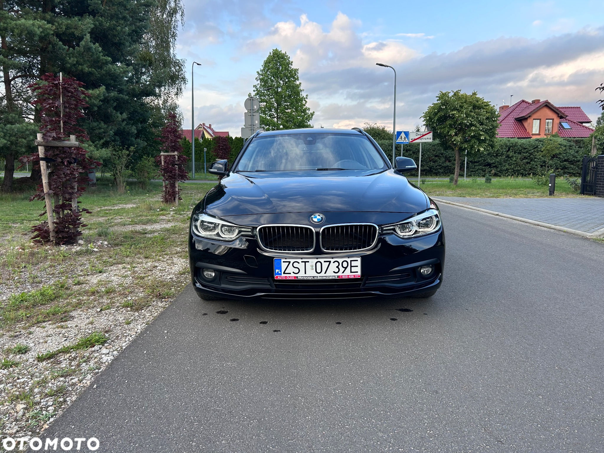 BMW Seria 3 318d Touring Advantage - 2