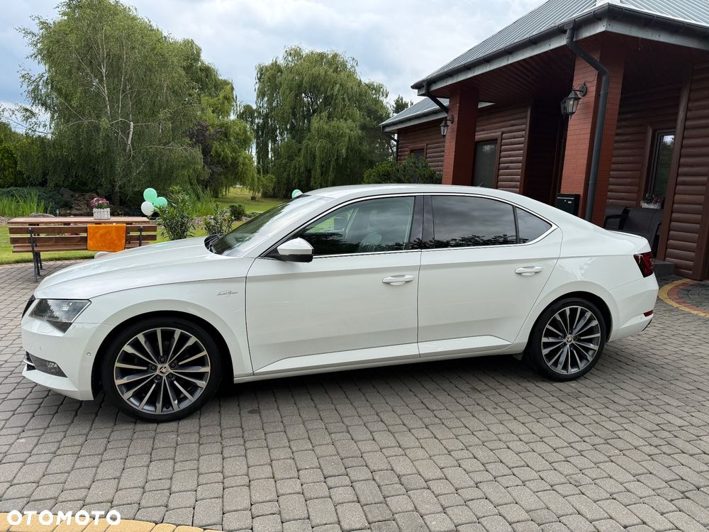 Skoda Superb 2.0 TDI 4x4 L&K DSG - 11