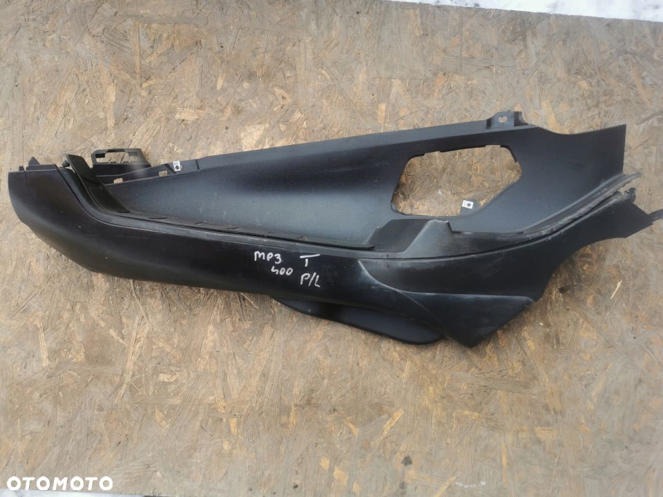 Podłoga L  PIAGGIO MP3 400 500 - 1