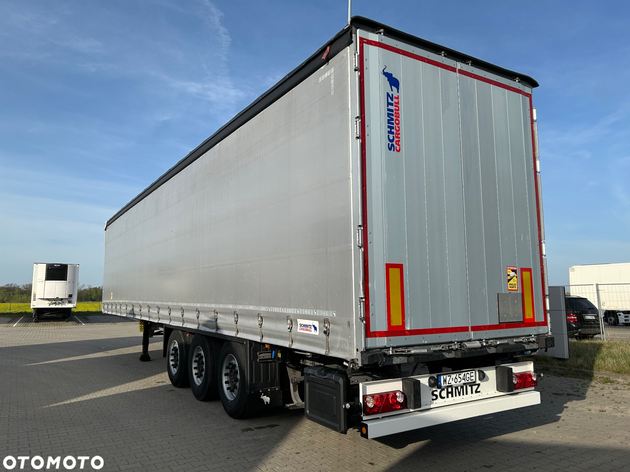 Schmitz Cargobull - - 9