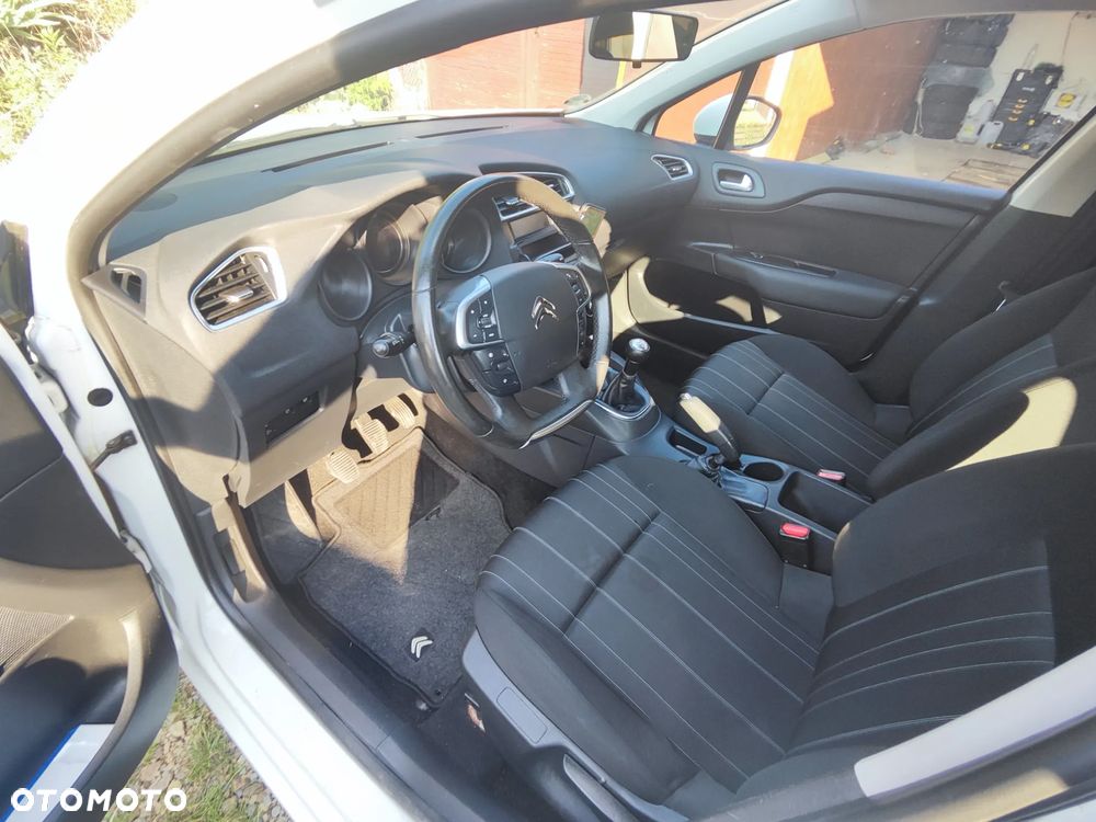 Citroën C4 1.4 VTi Selection - 5
