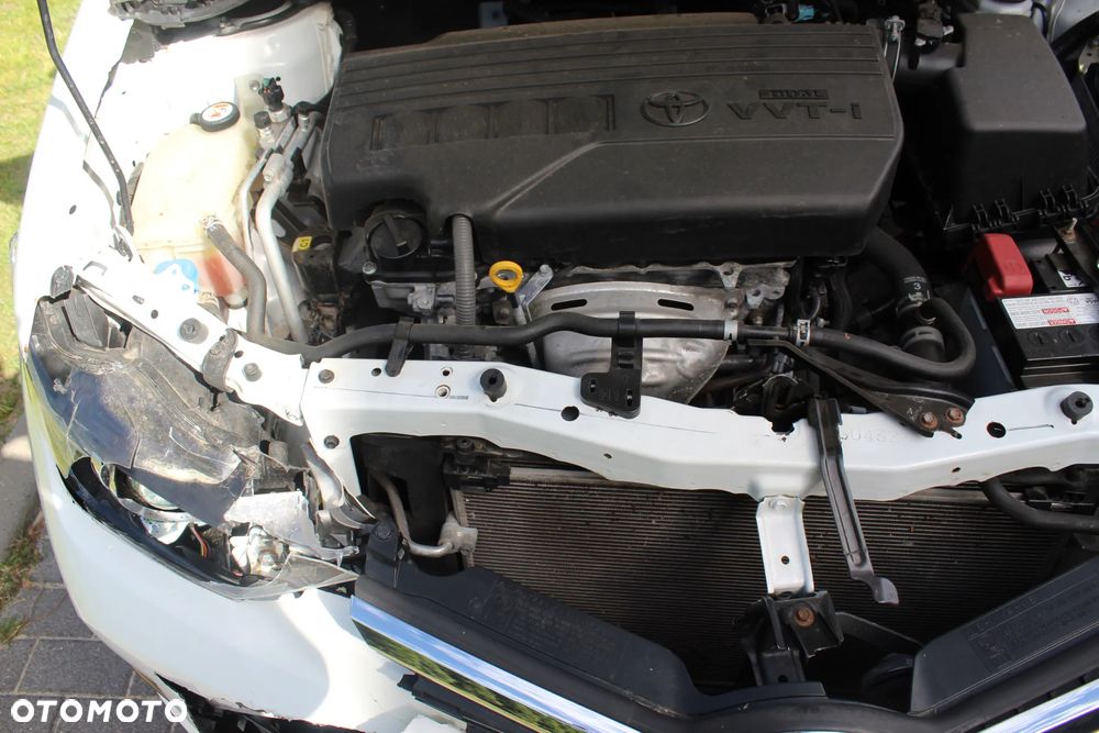 Toyota Auris 1.33 Dual-VVT-i Life Plus - 13