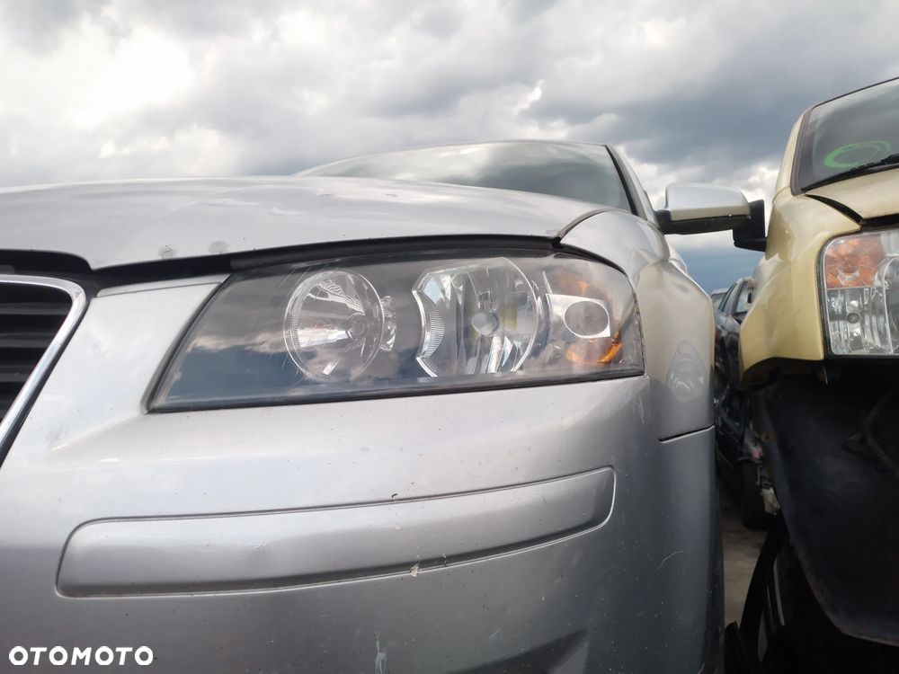 AUDI A3 8P 03-08 2.0 TDI LY7W   LAMPA  TYŁ PRAWA LEWA - 13