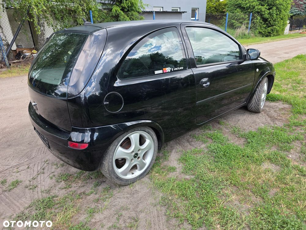 Opel Corsa 1.8 16V Sport - 3