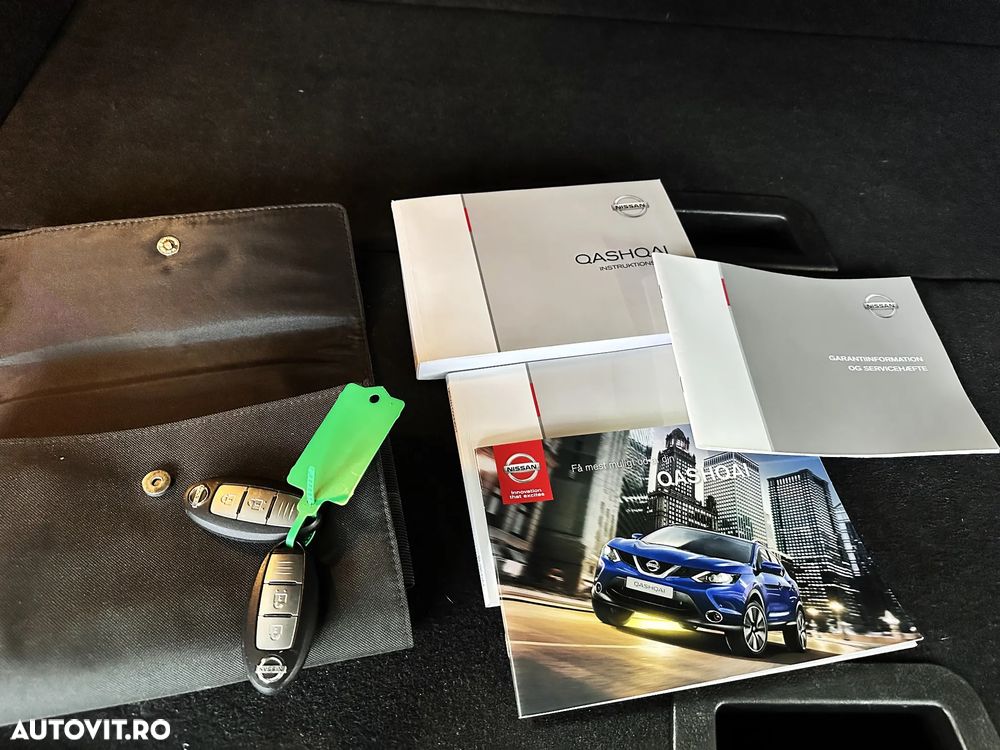 Nissan Qashqai 1.6 DCI Xtronic TEKNA+ - 26