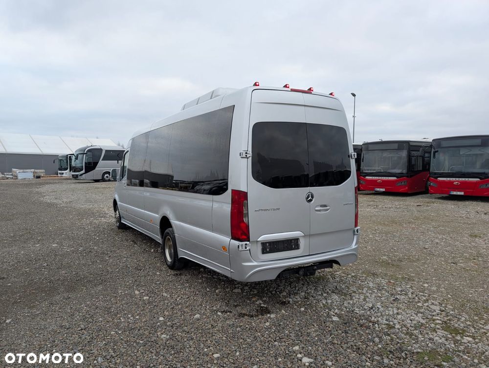 Mercedes-Benz Sprinter 519 - 7