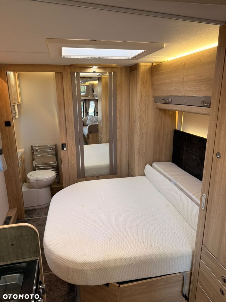 Elddis Crusader Mistral - 24