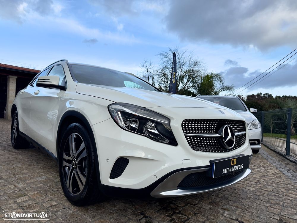 Mercedes-Benz GLA 200 CDI Urban - 27