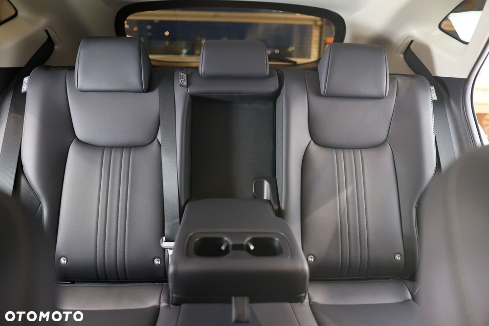 Lexus NX 350h Prestige AWD - 18