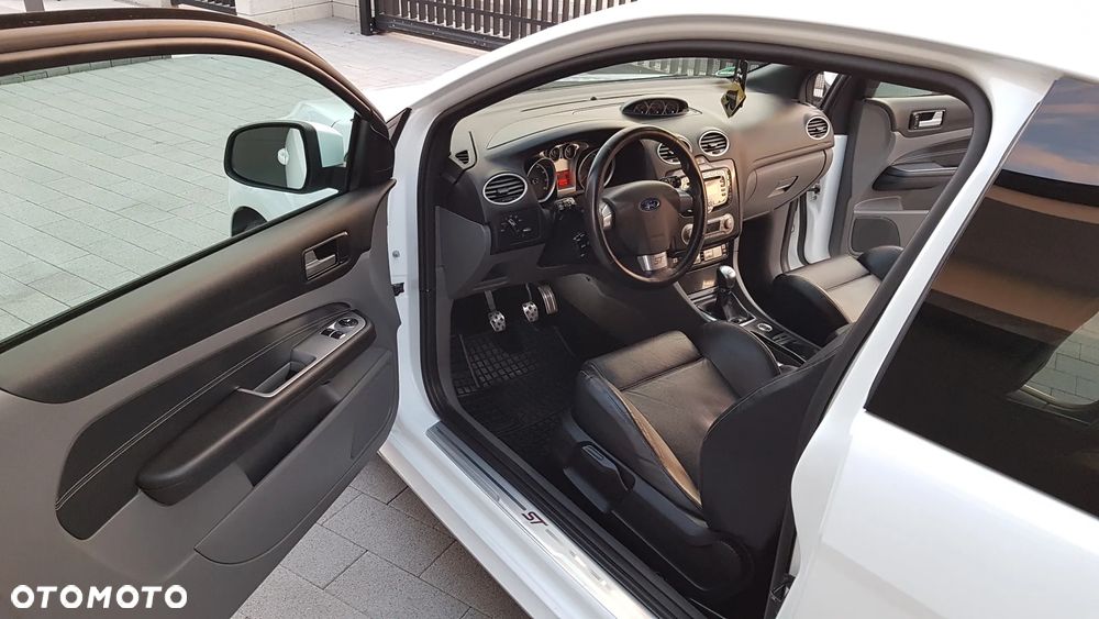 Ford Focus - 18
