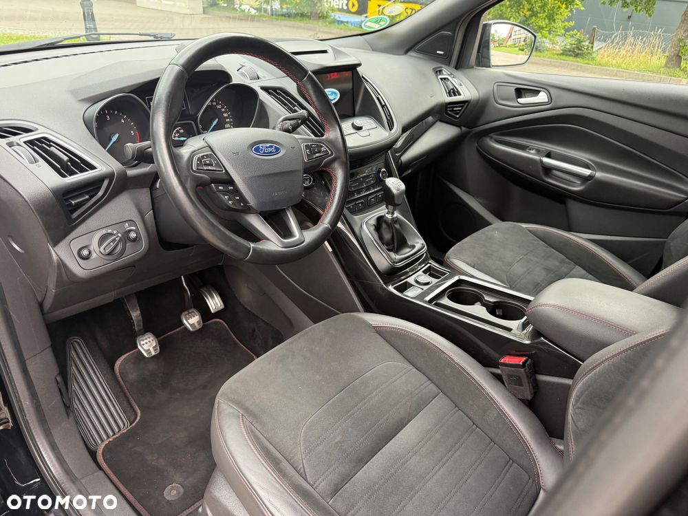 Ford Kuga - 16