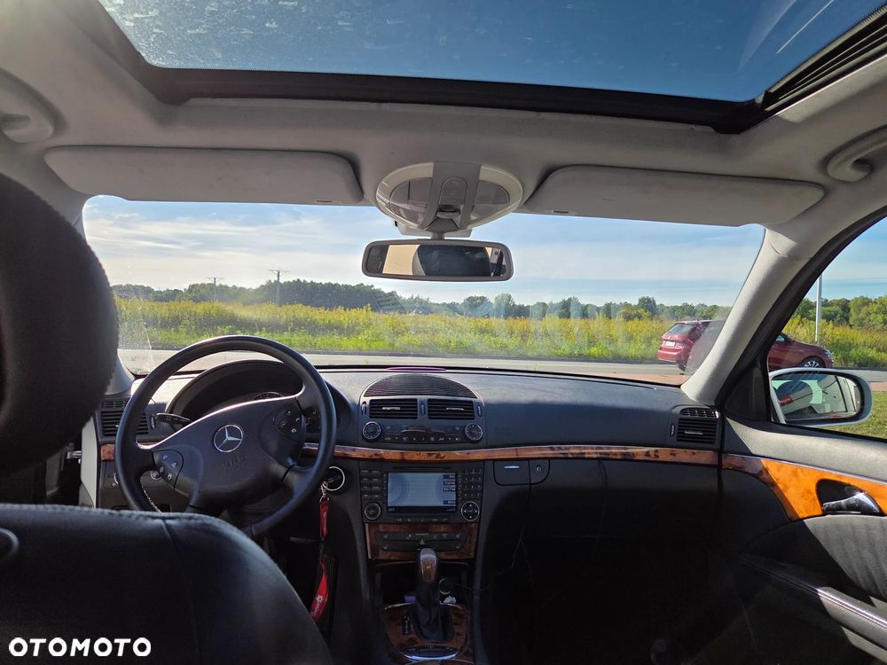 Mercedes-Benz Klasa E 500 4-Matic T Avantgarde - 9