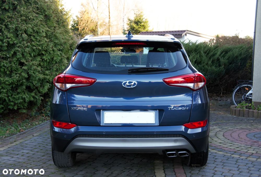 Hyundai Tucson 2.0 CRDI 2WD Style - 16