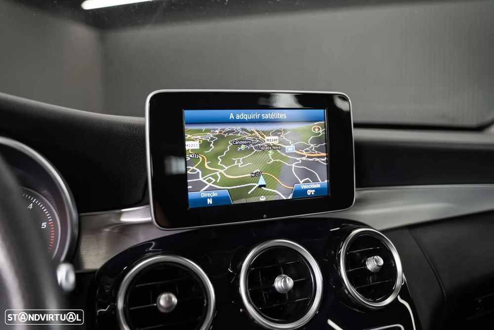 Mercedes-Benz C 250 CDi Avantgarde BlueEfficiency Aut. — fotografia 31