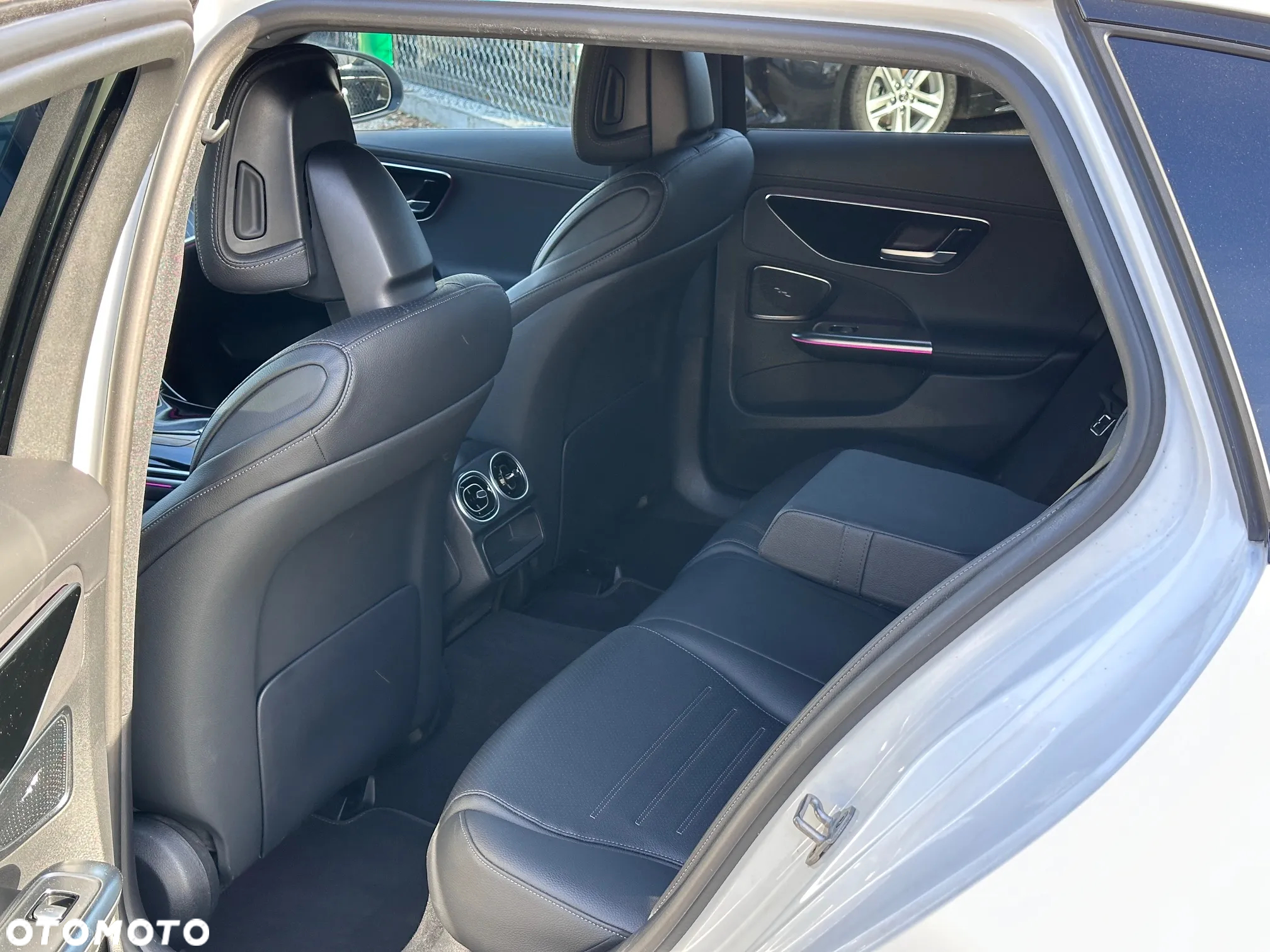 Mercedes-Benz Klasa C 300 d T 9G-TRONIC AMG Line - 34