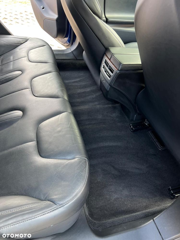 Tesla Model S Dual Motor Allradantrieb Performance - 31