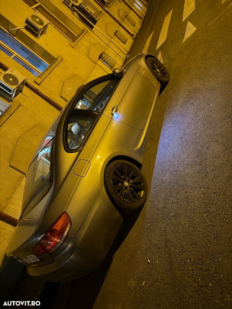 BMW Seria 3 - 10