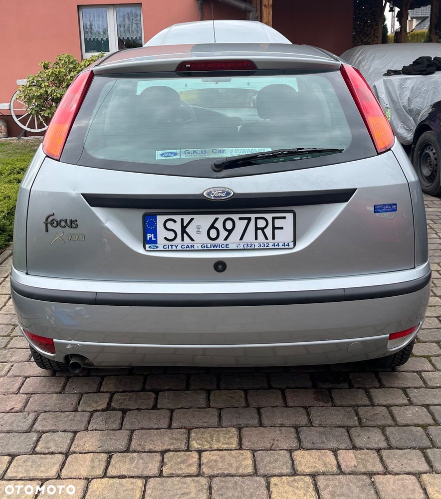 Ford Focus 1.6 X100 - 11