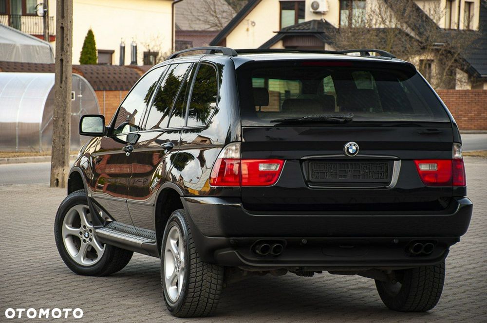 BMW X5 4.4i - 11
