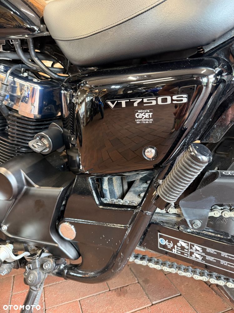 Honda VT - 20
