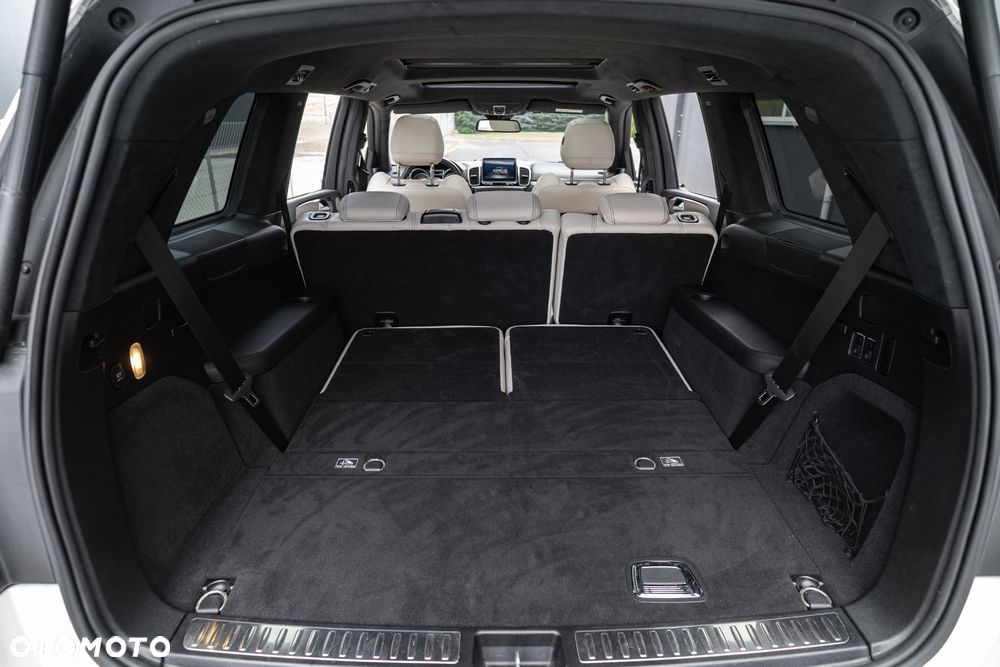 Mercedes-Benz GLS AMG 63 4Matic AMG Speedshift 7G-TRONIC - 40