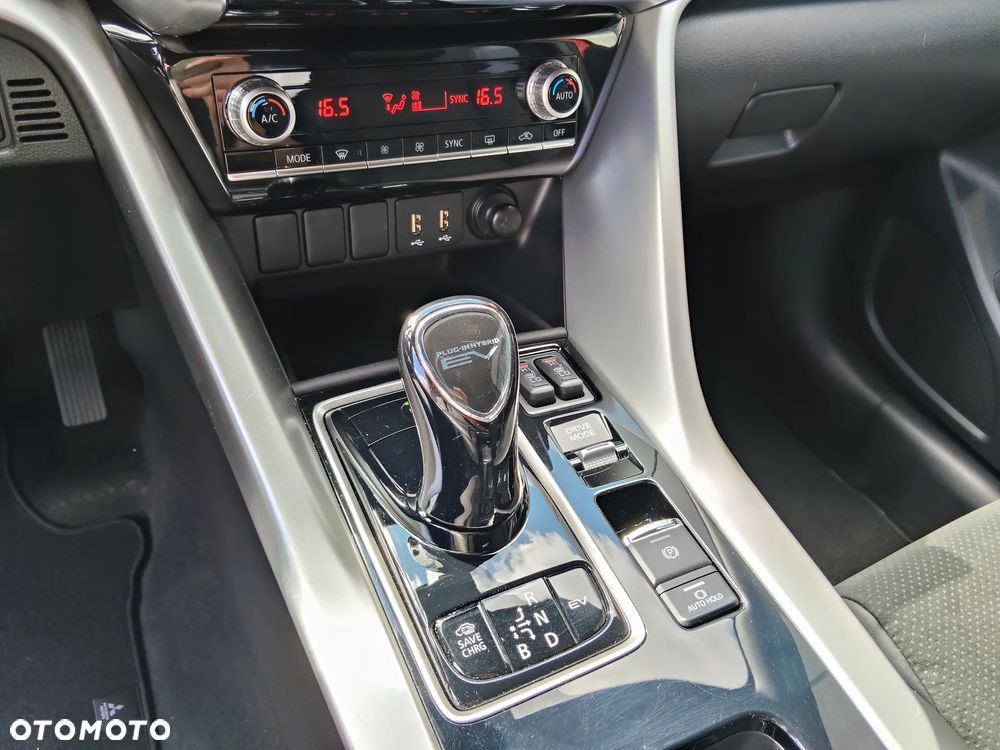 Mitsubishi Eclipse Cross 4WD Intro Edition - 19