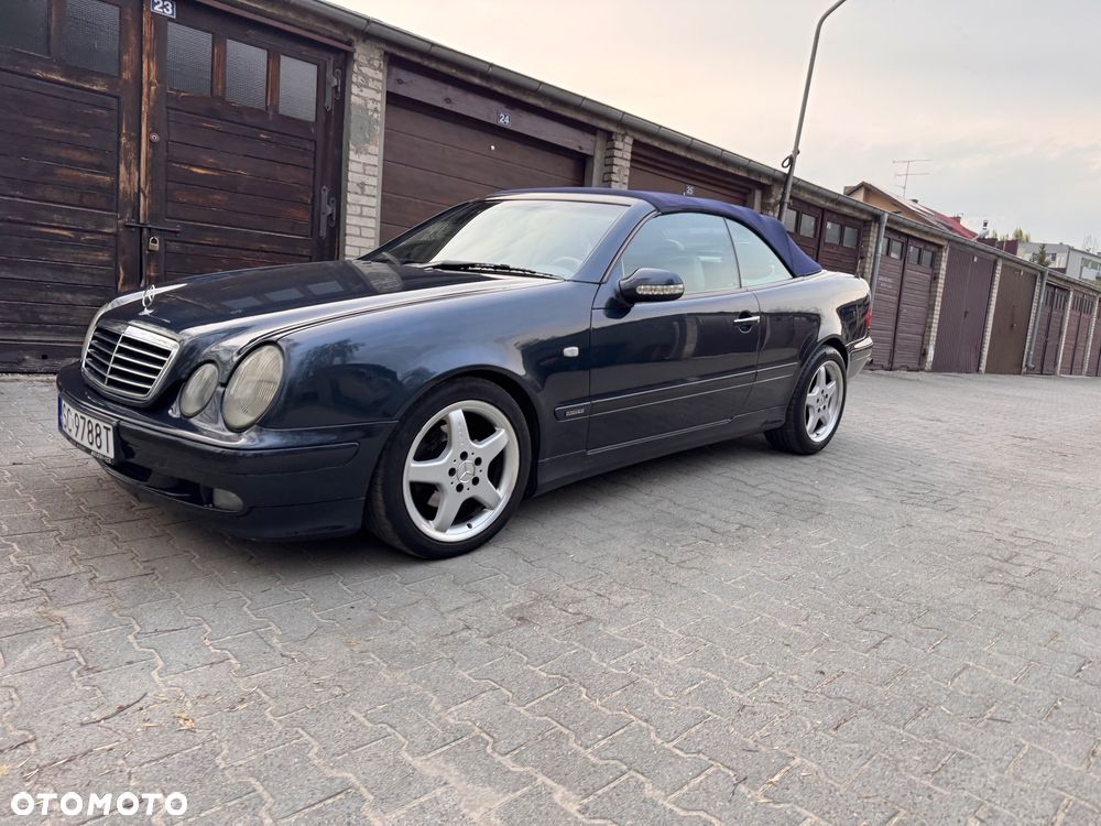 Mercedes-Benz CLK - 1