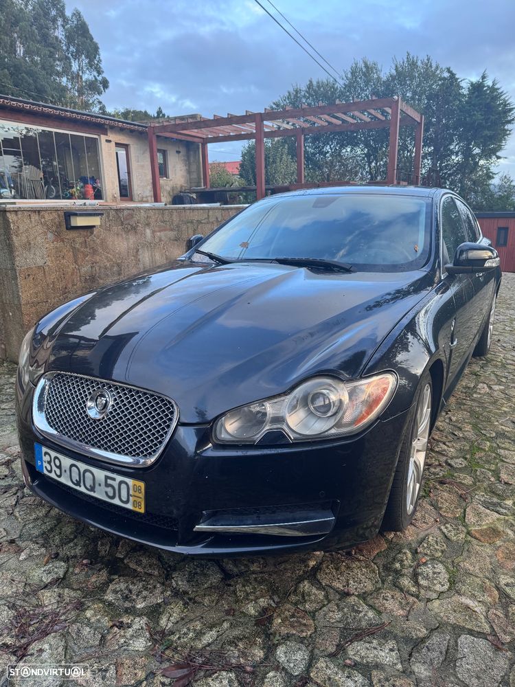 Jaguar XF 2.7 D V6 Premium Luxury - 6