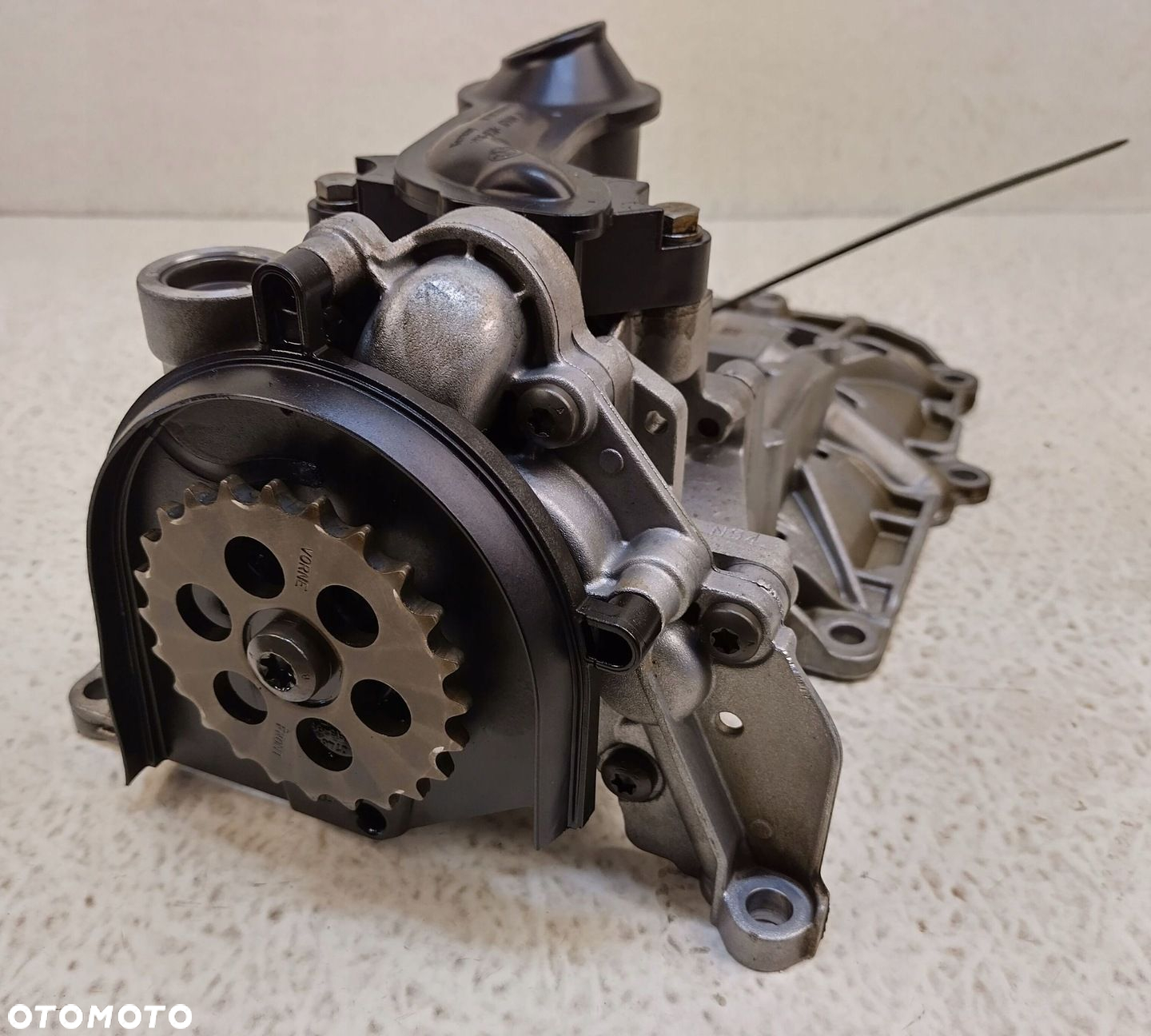 BMW 3 GT F34 2.0 DIESEL N47D20C POMPA OLEJU 7810823 7810773 - 3