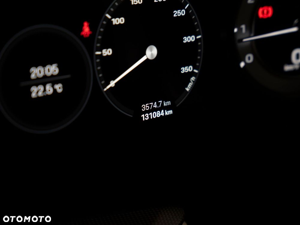 Porsche 911 Turbo S - 34