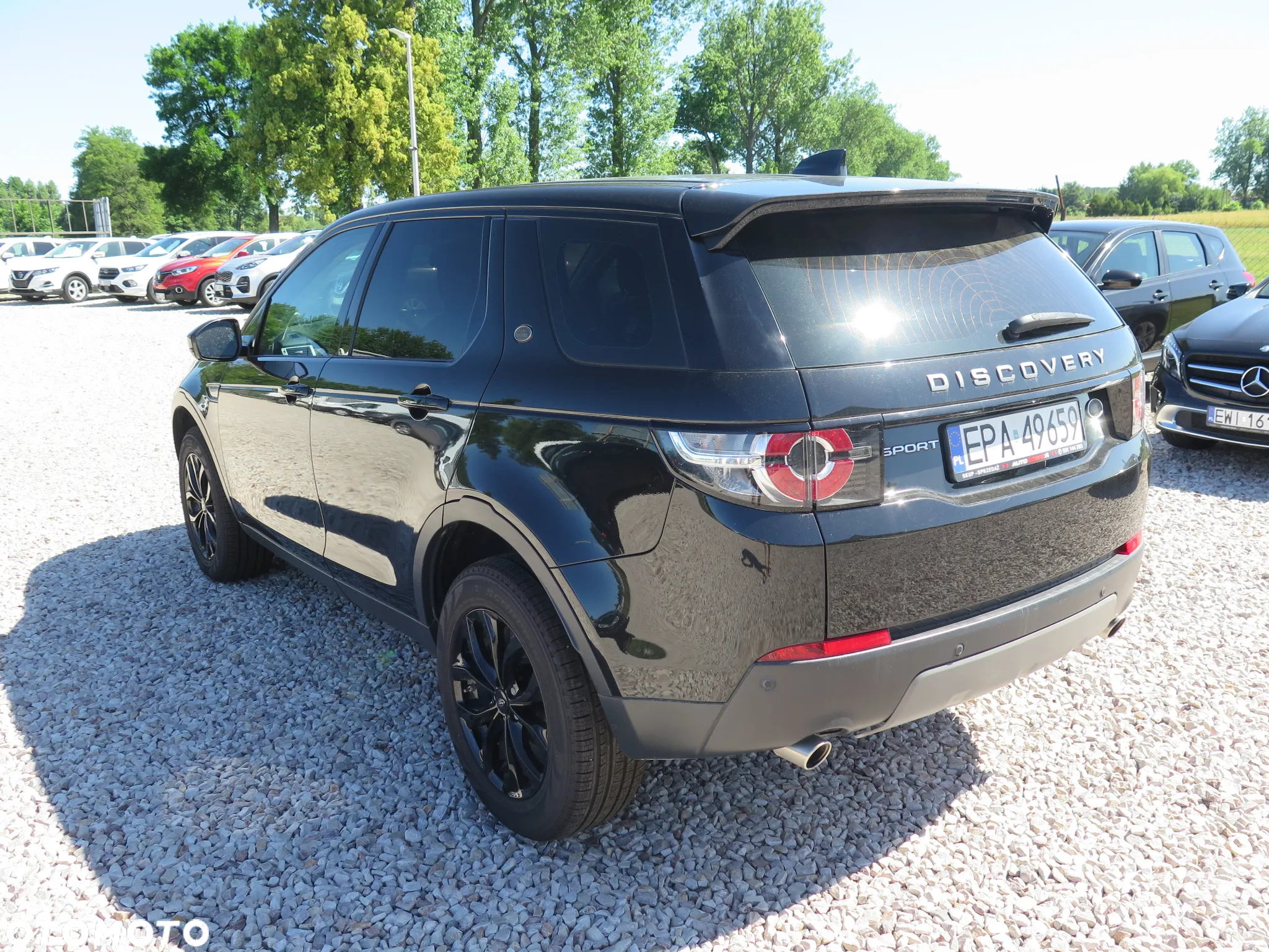 Land Rover Discovery Sport - 26