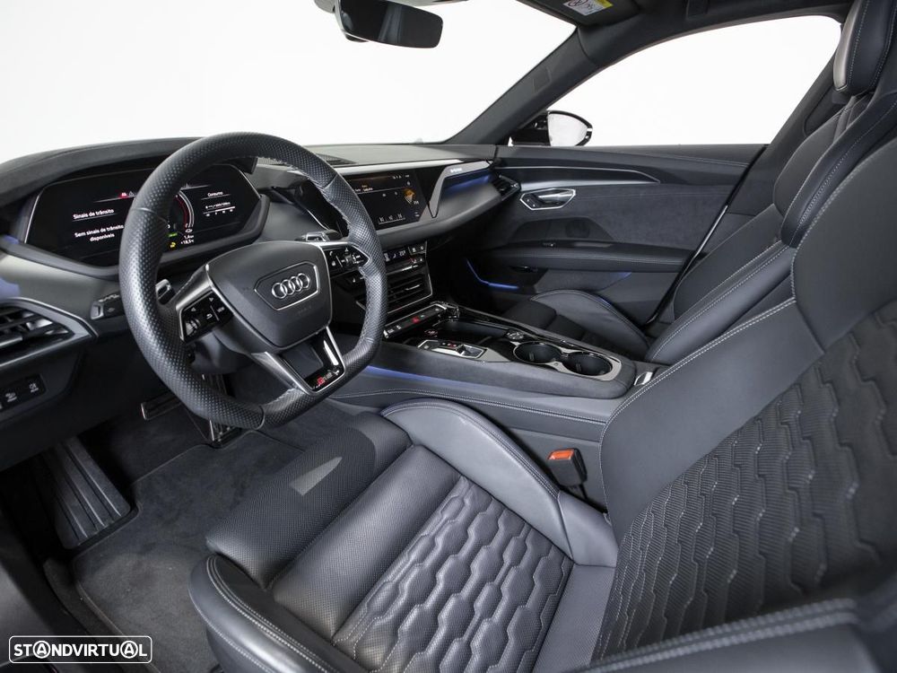 Audi RS e-tron GT quattro - 9