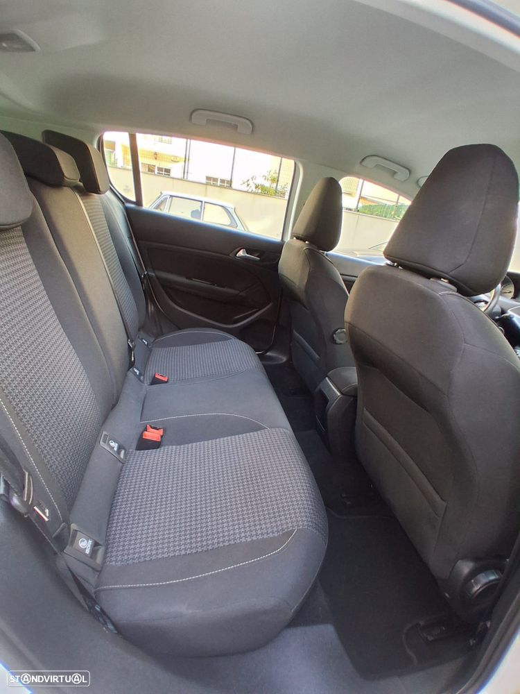 Peugeot 308 1.5 BlueHDi Business Line - 30