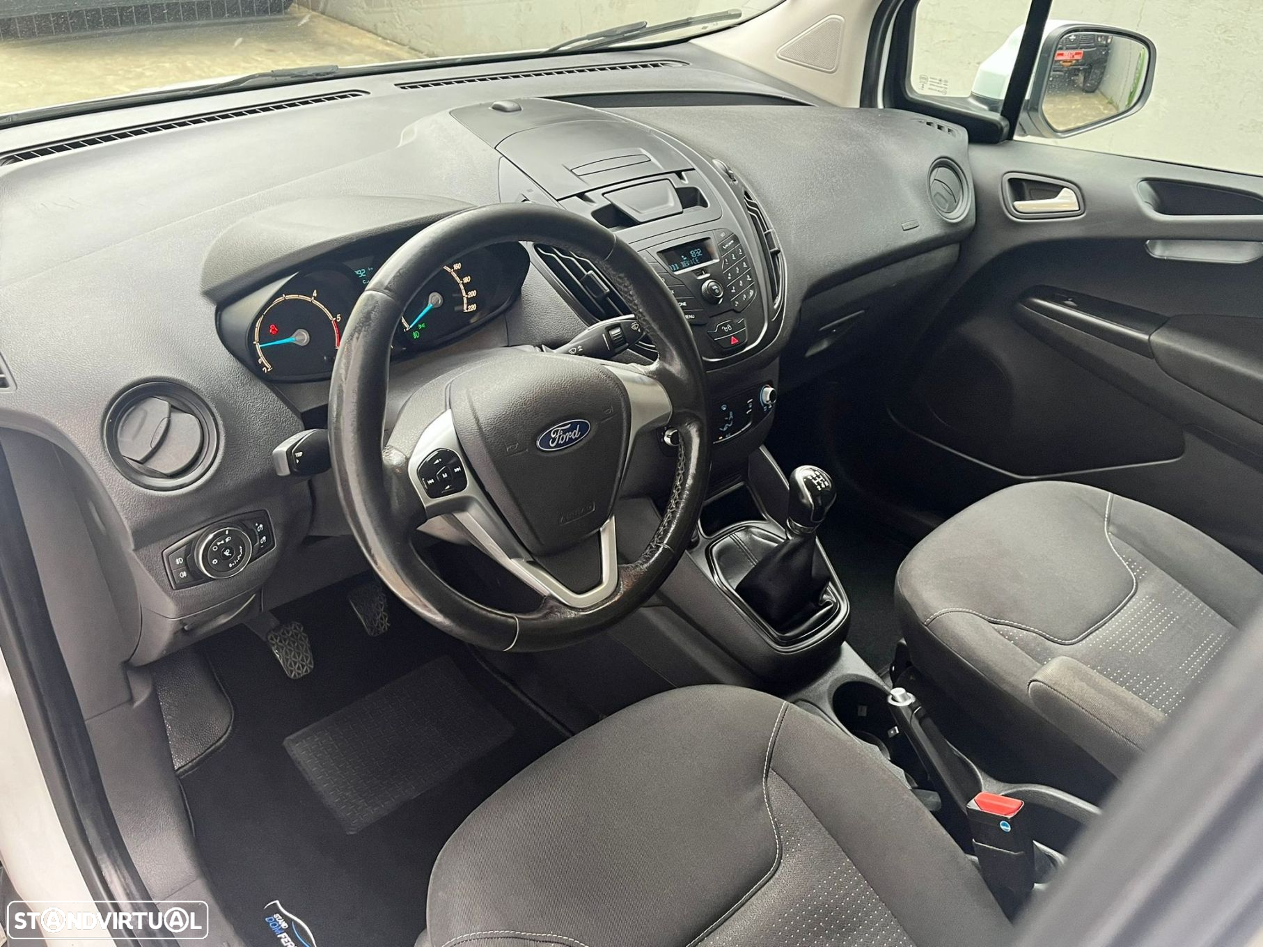 Ford Transit Courier 1.5 TDCi Trend - 47