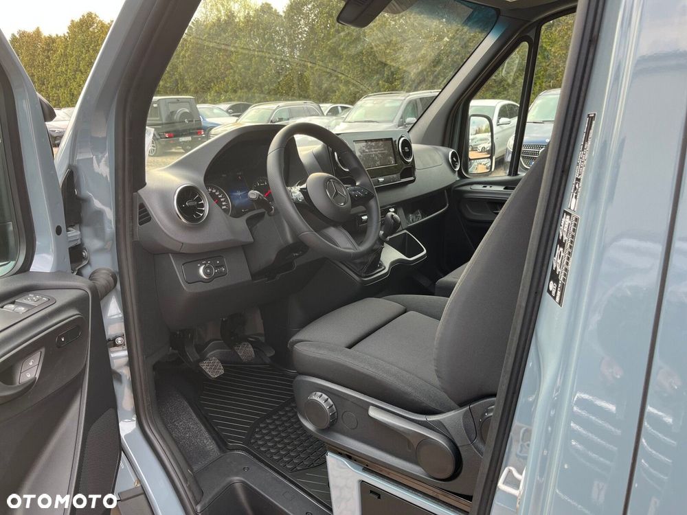 Mercedes-Benz Sprinter Sprinter - 13