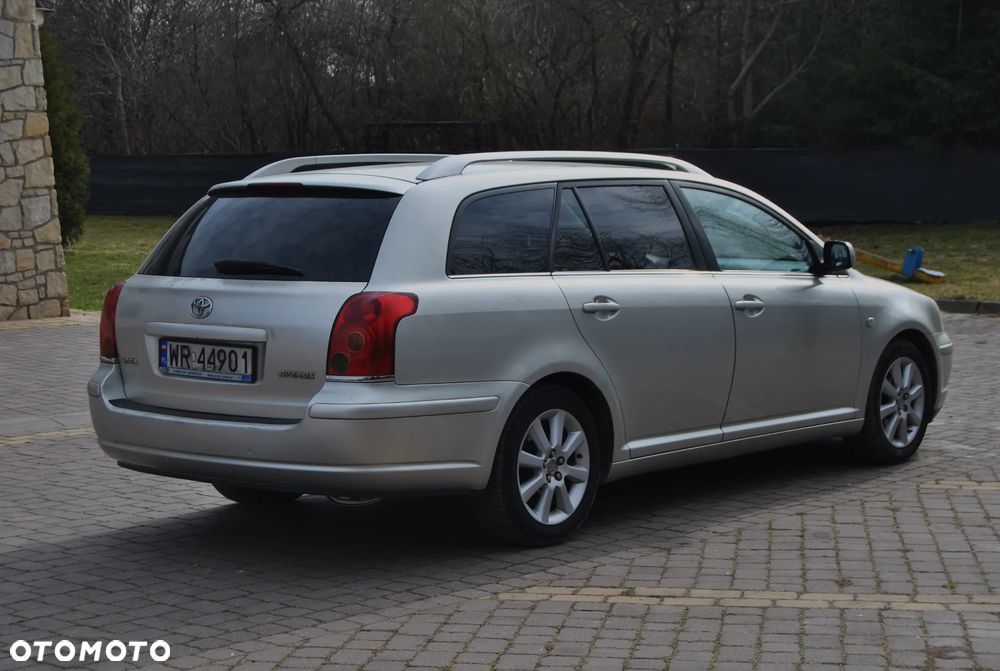 Toyota Avensis - 3