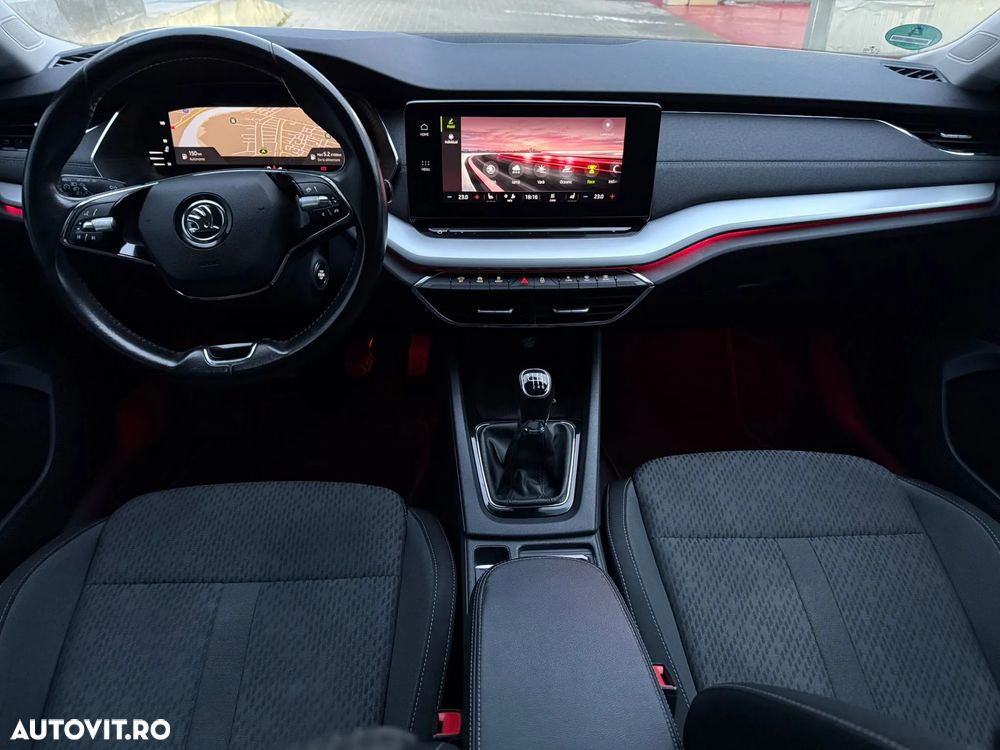 Skoda Octavia 2.0 TDI Premium Edition - 10