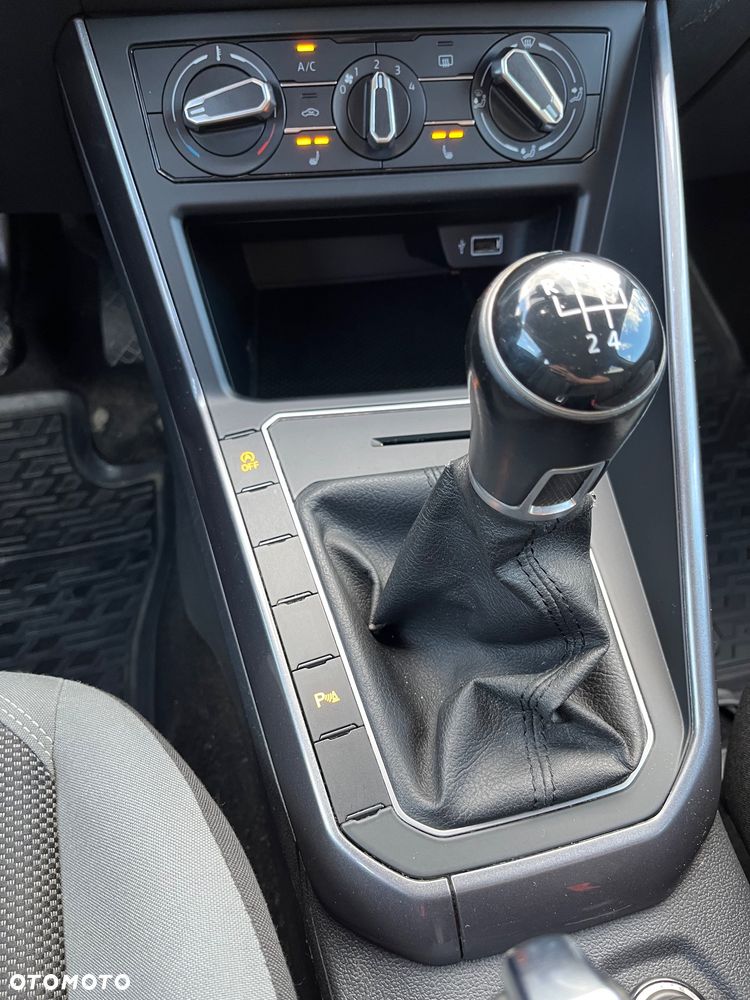 Volkswagen Polo 1.0 TSI Highline - 33