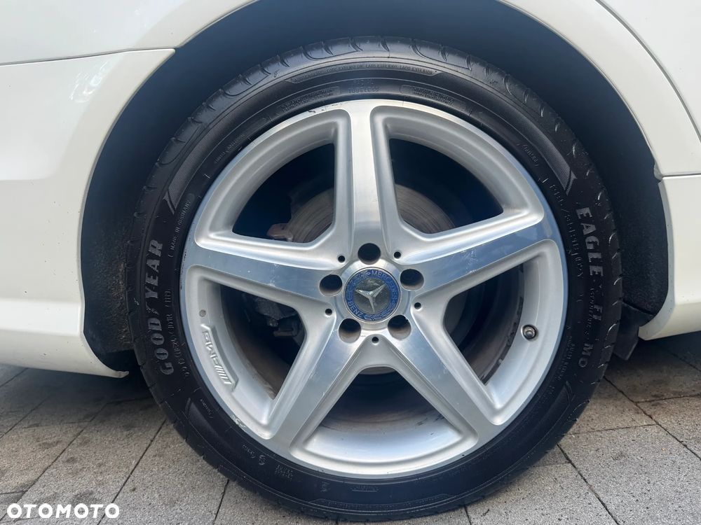 Mercedes-Benz CLS 350 CDI 4-Matic BlueEff - 8