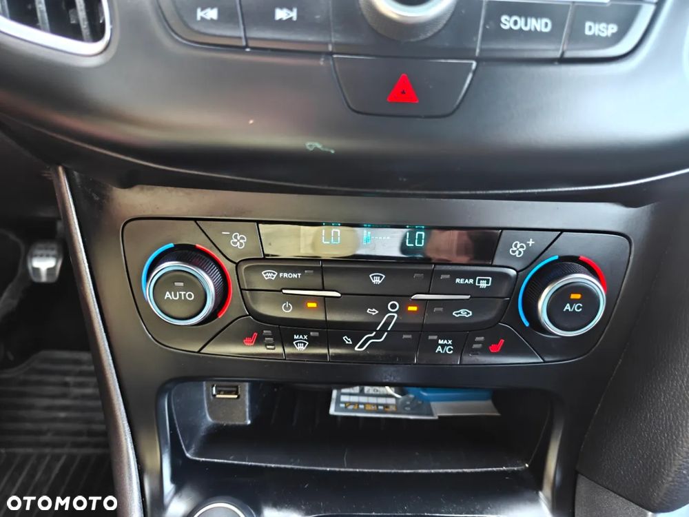 Ford Focus 1.0 EcoBoost ST-Line - 16