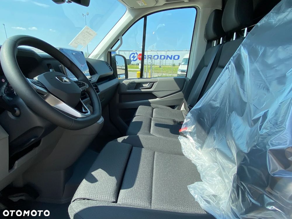 MAN TGE 3.180 4X4 SB - 13