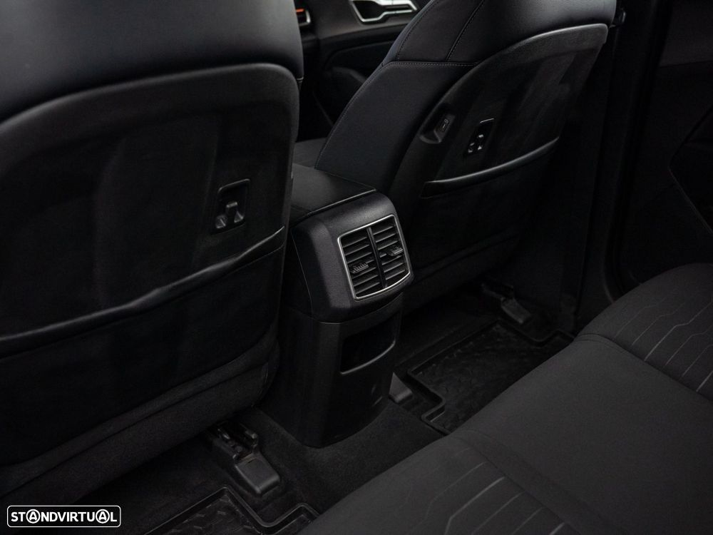 Kia Sportage 1.6 T-GDi PHEV Tech - 48