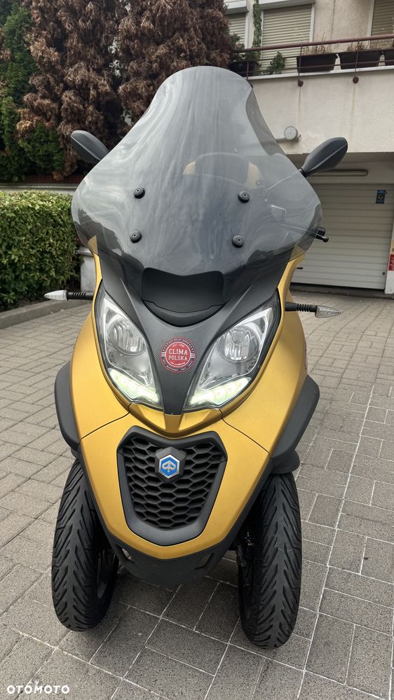 Piaggio MP-3 - 9