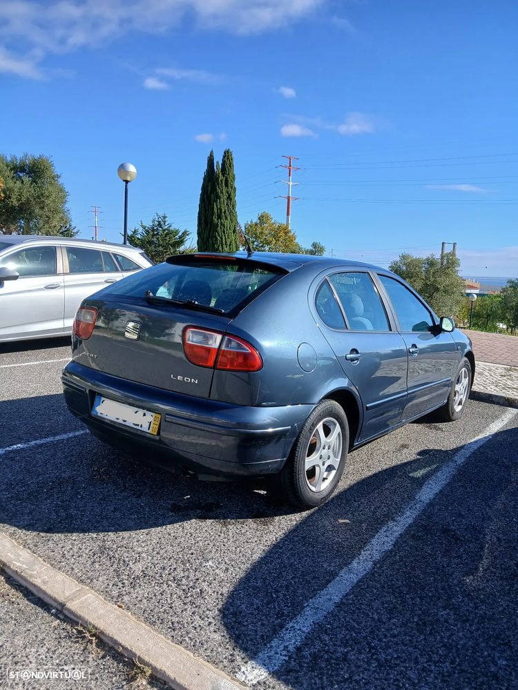 SEAT Leon - 4