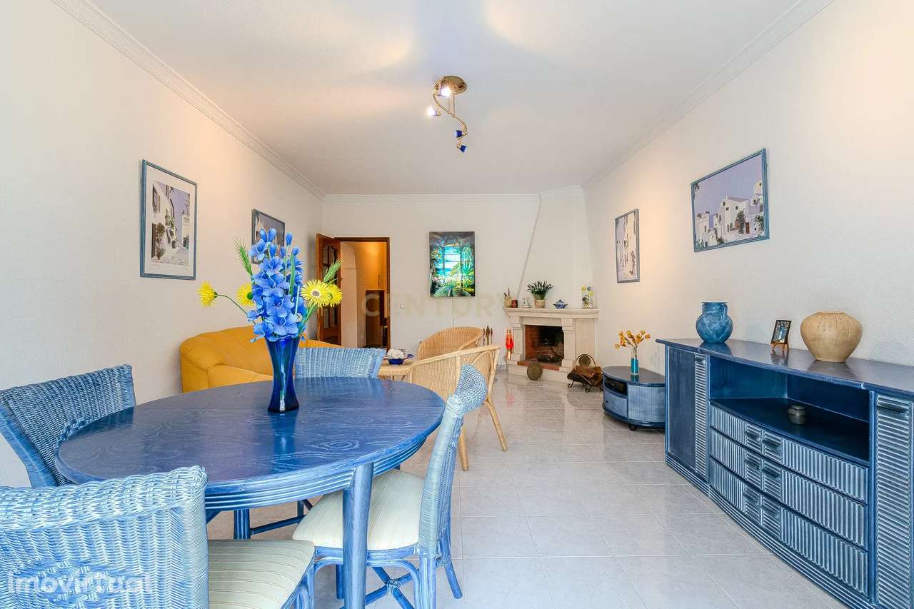 Apartamento T2 com 104m2 e terraço Amplo no centro de Albufeira - Grande imagem: 5/36